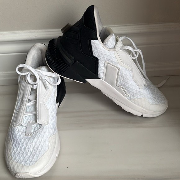 Puma basketball sneakers - Picture 2 of 7